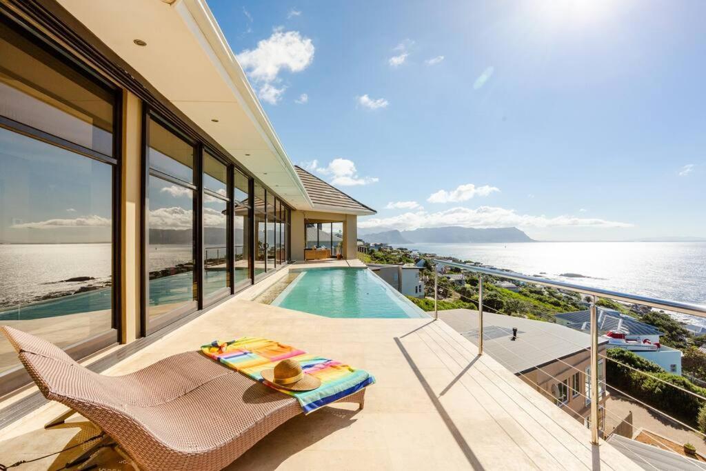 Aqua Terra Boutique Guesthouse Simonʼs Town Exterior foto